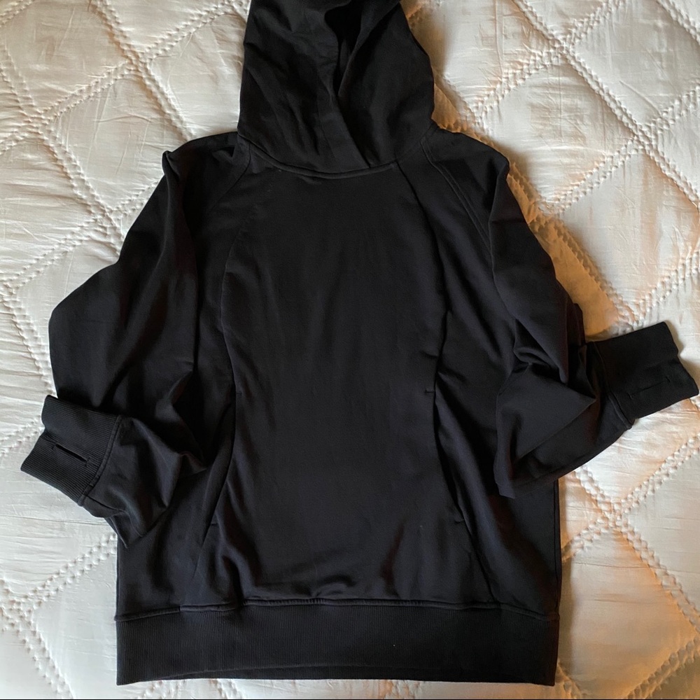 Lululemon Scuba Pullover size 8